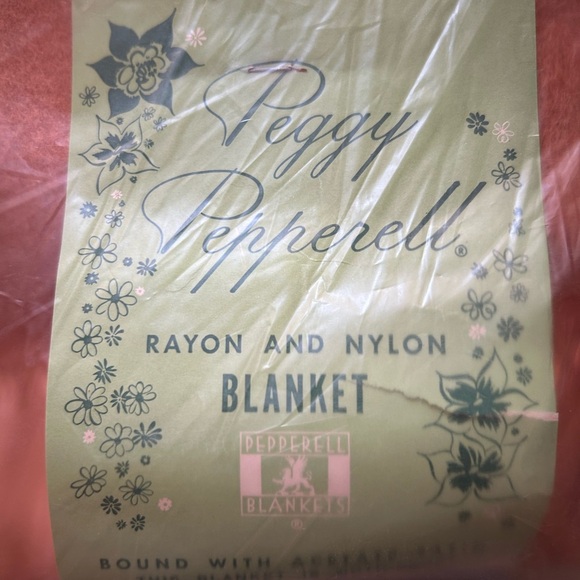 Peggy Pepperell Vintage Rayon & Nylon 72”X84” Blanket NWT!! - Picture 2 of 9